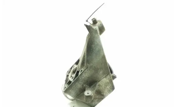 Mercedes-Benz Vito Viano W639 Engine mounting bracket A6462230004