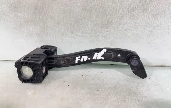 BMW 5 F10 F11 Rear door check strap stopper 7182019