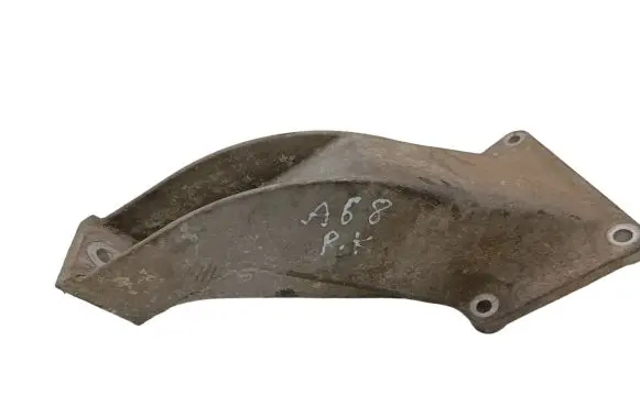 BMW 5 E39 Engine mounting bracket