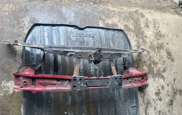 Alfa Romeo 159 Radiator support slam panel