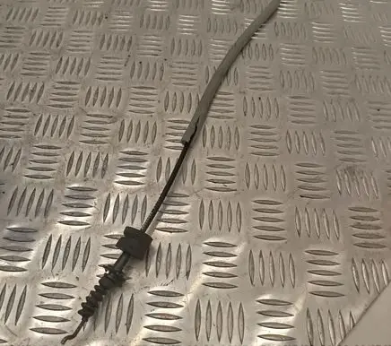 Front door cable line