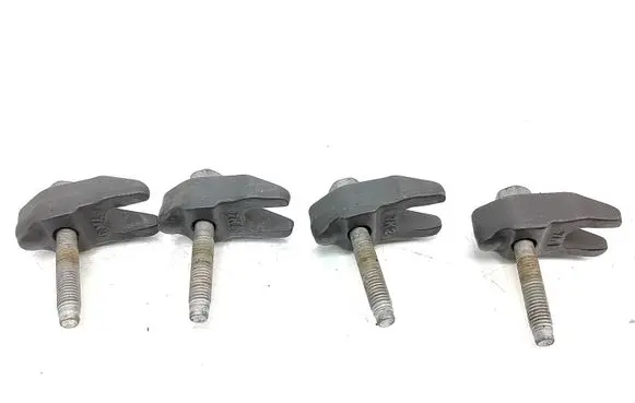 Chevrolet Orlando Fuel Injector clamp holder 7k3 7k2 7k1