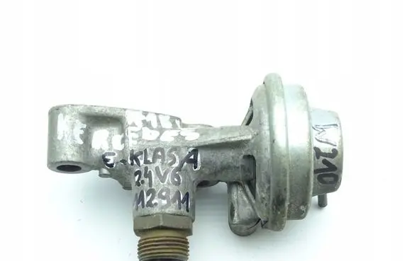 Mercedes-Benz E W210 EGR valve A1121400060