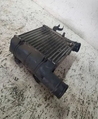 Audi A4 S4 B7 8E 8H Intercooler radiator