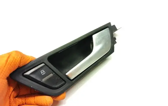 Audi Q5 SQ5 Front door interior handle 8R0839020
