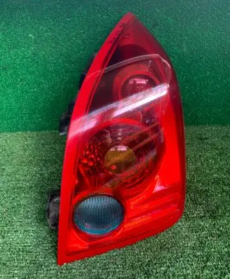 Nissan Primera Rear/tail lights