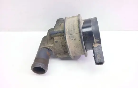 Volkswagen PASSAT B5.5 Coolant heater control valve PPSGFM65