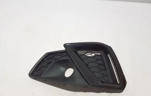 Front bumper lower grill