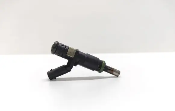 Mercedes-Benz E W211 Fuel injector A2720780249 5160A01708