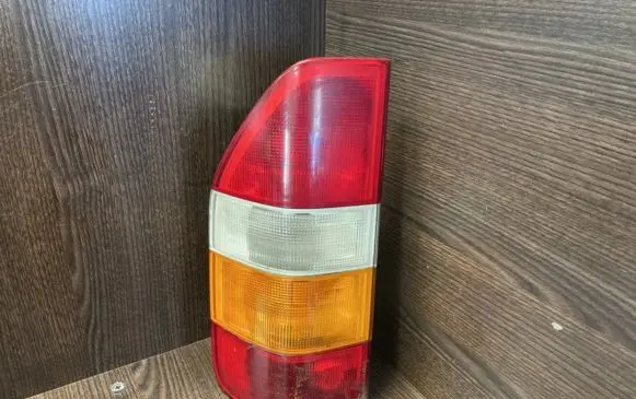 Mercedes-Benz Sprinter W901 W902 W903 W904 Rear/tail lights 0008261856 A0008261856