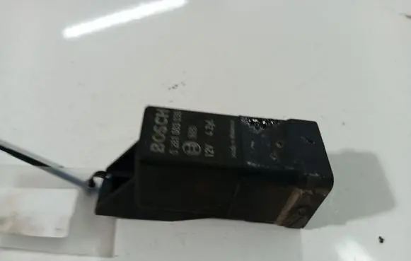 Fiat Ducato Glow plug pre-heat relay 0281003039