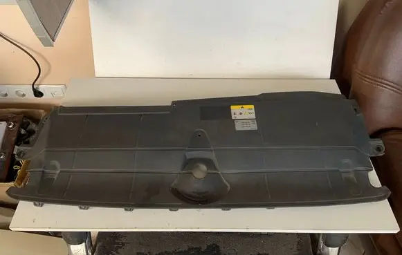 Radiator trim