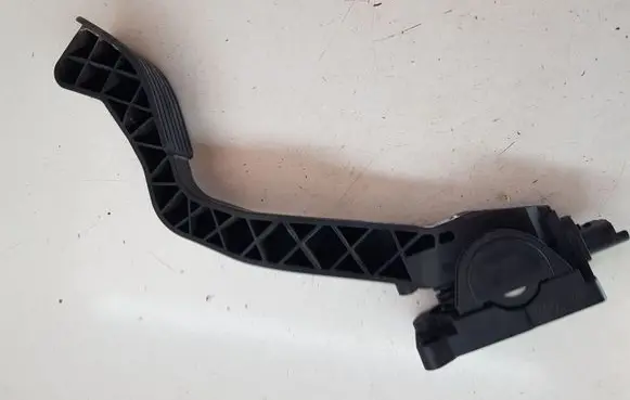 Citroen C3 Accelerator throttle pedal 9645851580