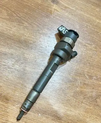 BMW 3 E90 E91 Fuel injector 7798446 0445110289