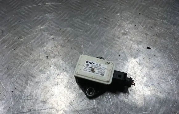 Audi A6 S6 C6 4F ESP acceleration yaw rate sensor 8E0907637B 0265005618 7005679