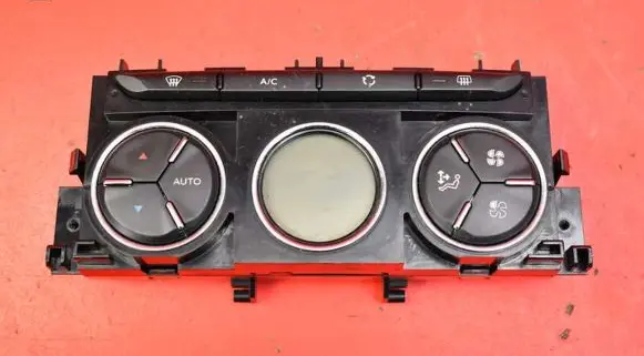 Citroen C3 Climate control unit 96831720XT