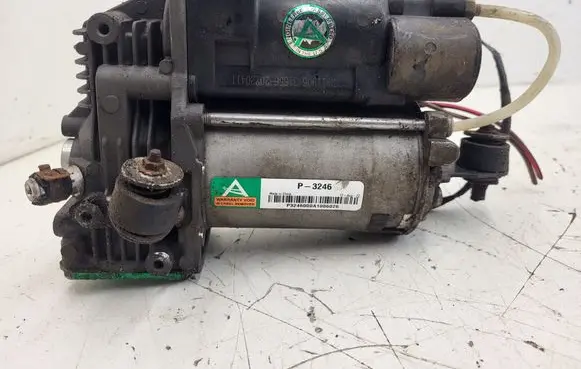Mercedes-Benz S AMG W221 Air suspension compressor/pump P3246000A10