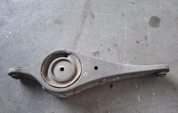 Volvo XC70 Rear upper control arm/wishbone 7G915K652