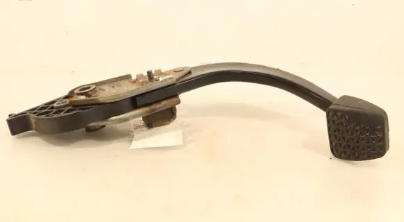 Opel Astra K Clutch pedal 20151207