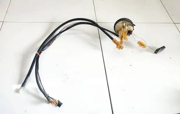 Opel Astra G Fuel level sensor 