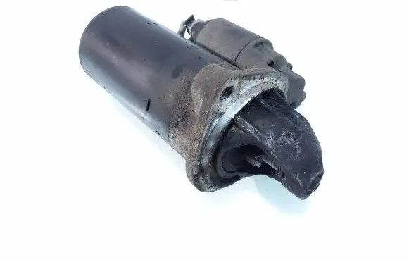 Volvo V70 Starter motor 0001109041