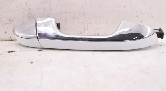 KIA Sportage Rear door exterior handle