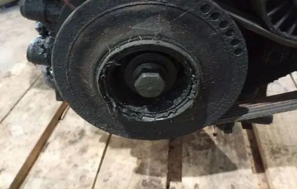 Opel Zafira A Crankshaft pulley
