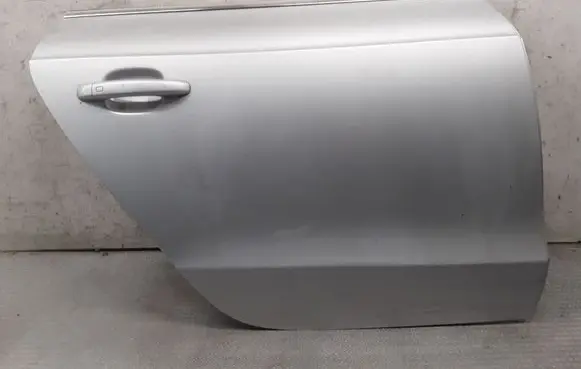 Audi A5 8T 8F Rear door