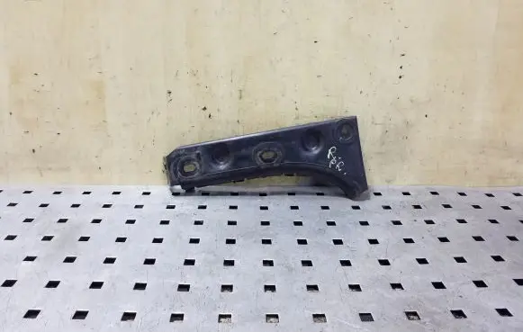 Audi A6 S6 C5 4B Front bumper mounting bracket 4B0807284B