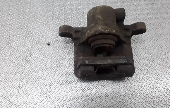 Mitsubishi Lancer Rear brake caliper