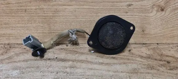 Volvo C70 Front door high frequency speaker 30679339