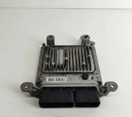 Mercedes-Benz C W204 Engine control unit/module A6519007500 A0064461540