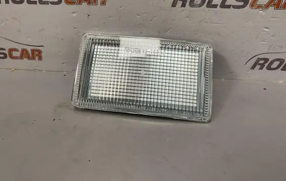 Volkswagen Golf III Front reflector 125092B 125092016