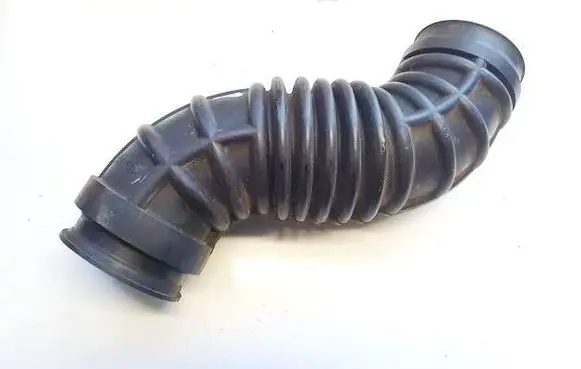 Air intake hose/pipe