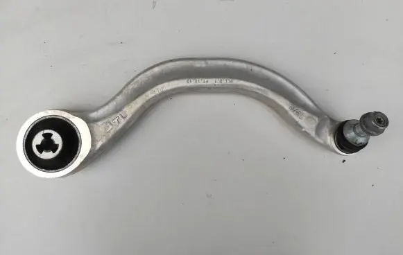 Tesla Model 3 Front lower control arm/wishbone 104435400A