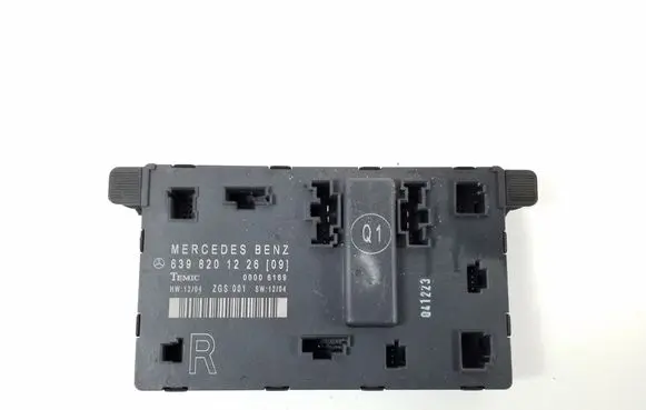 Mercedes-Benz Vito Viano W639 Door control unit/module A6398201226