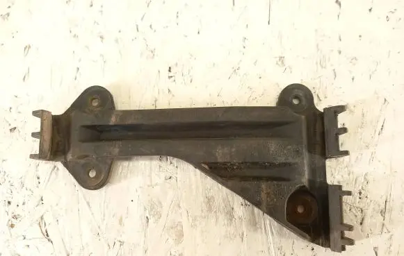 Audi A6 S6 C5 4B Front bumper mounting bracket 4A0807283A