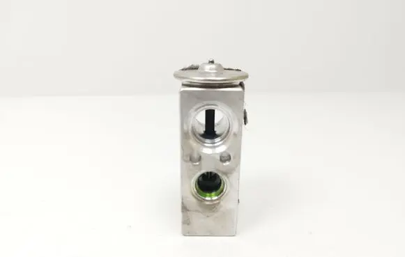 Air conditioning (A/C) expansion valve