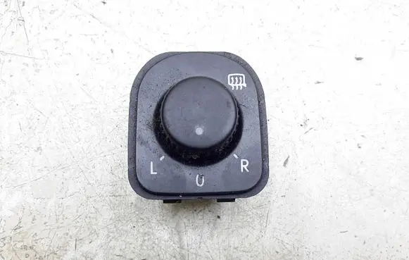 Volkswagen Jetta V Wing mirror switch 1K0959565K