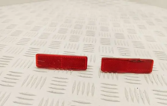 Opel Vivaro Rear tail light reflector 7700353184