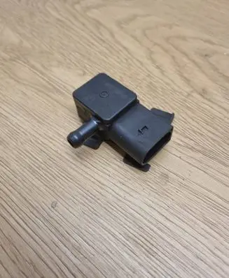 BMW 5 GT F07 Exhaust gas pressure sensor 7805152