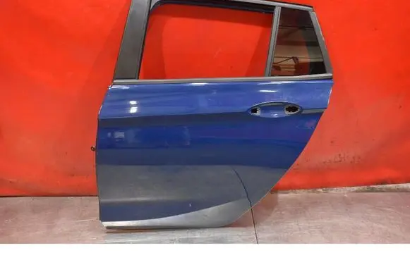 Bedford Astra Rear door