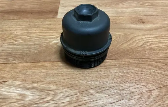 Opel Insignia A Oil filter cover PA66GF35