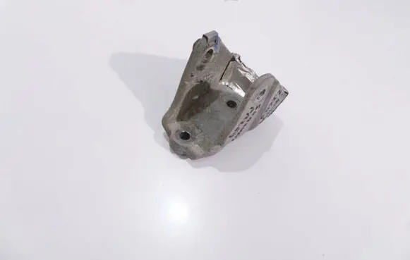 Jeep Compass Gearbox mounting bracket