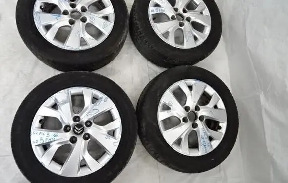 Citroen C4 Grand Picasso R18 alloy rim 9677089777