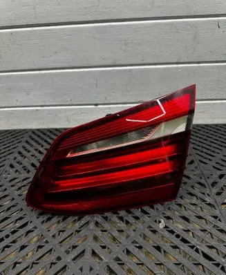 BMW 2 F45 Tailgate rear/tail lights 7311042 F03534000D