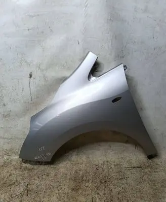 Toyota Verso Fender 