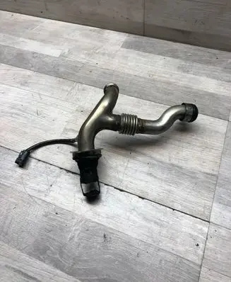 BMW 5 F10 F11 EGR valve line/pipe/hose 30041E 044073