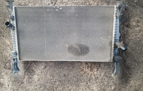 Ford Transit Coolant radiator 19JUW20088 6C118005AD