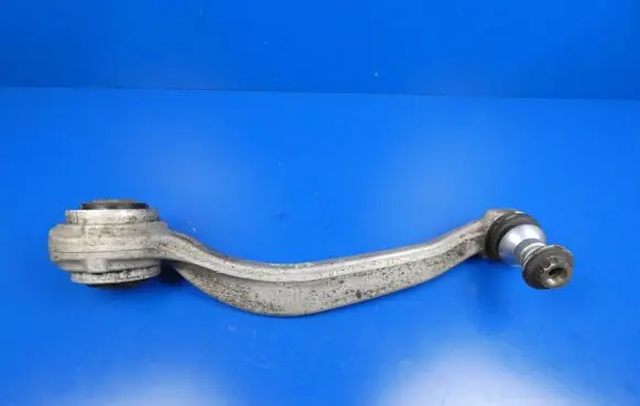 Mercedes-Benz C W205 Front lower control arm/wishbone 